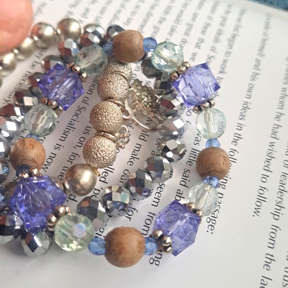 Set of 3 strechy  bracelets - Picture 6 of 6